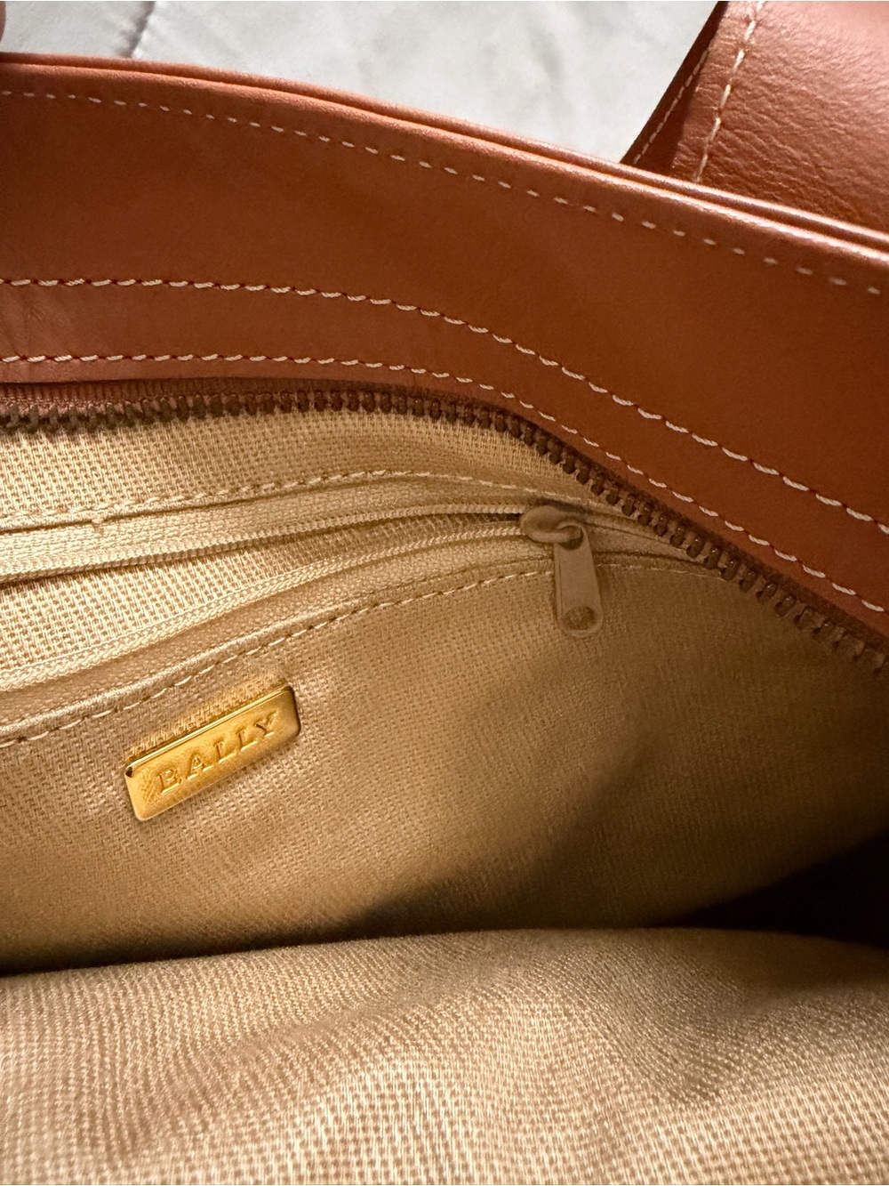 BALLY TOTE - Picture 5 of 8